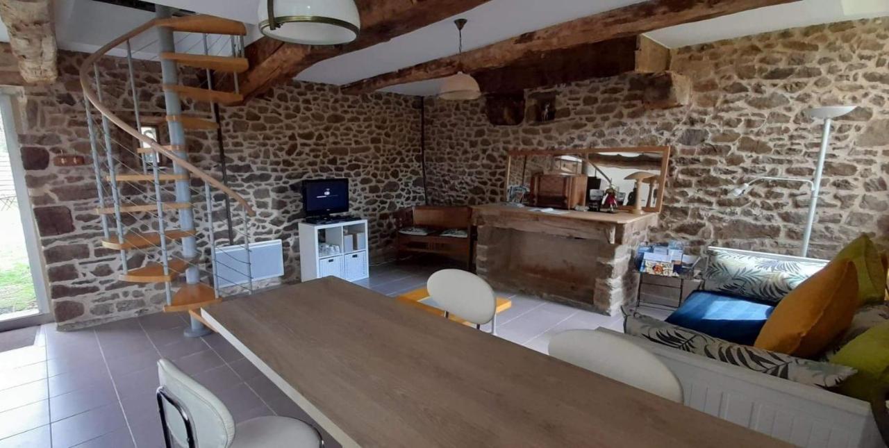 Gite Le Valet, T2 Classe 3 Etoiles, Entre Rennes Et Saint-Malo La Chapelle-aux-Filtzmeens Luaran gambar